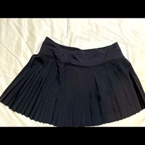 Lululemon running skort size 4